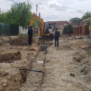 Primăria Arad continuă asfaltarea străzilor de pământ din municipiu