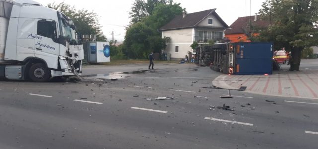Accident rutier soldat cu pagube materiale în Săvârșin