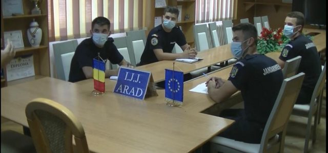 Patru elevi ai Școlilor Militare de Subofițeri Jandarmi au început stagiul de practică la Jandarmeria Arad