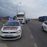 Acțiuni de verificare a legalității transportului de marfă efectuate de polițiștii arădeni