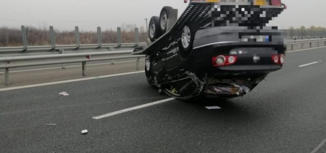 Accident spectaculos pe autostrada Arad-Pecica soldat cu pagube materiale