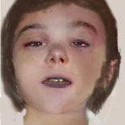 Ea este fetiţa omorâtă şi incendiată lângă un cimitir din Arad. Dacă o recunoaşteţi, sunaţi la 112