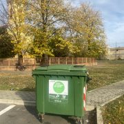 Primăria Arad a amplasat containere pentru reciclarea sticlei