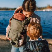 Ce poti face pentru a te descurca mai ușor cu doi copii mici, de vârste diferite