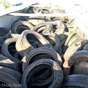 Tone de deșeuri din cauciuc şi material plastic, oprite la vamă