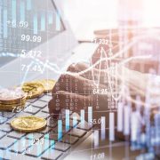 Cum schimbi valuta la cel mai avantajos curs de schimb?