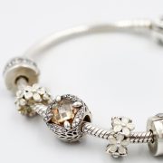 Ce garanție au bijuteriile Pandora?