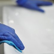 Revoluționează-ți afacerea de curățenie: top 3 cele mai eficiente investiții