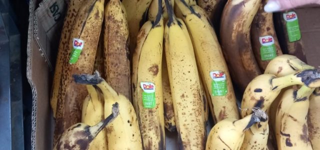 Sfaturile ANPC la achiziționarea legumelor și fructelor proaspete