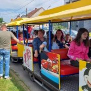 Trenuleţul turistic va circula, în weekend, pe străzile Aradului