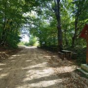 Stație de încărcare electrică pe „Drumul Regelui” 