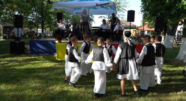 Eveniment dedicat producătorilor locali, desfășurat în localitatea Șimand, Județul Arad