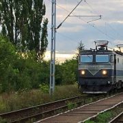 Biciclist de 70 de ani, accidentat mortal de tren pe strada Păstorului