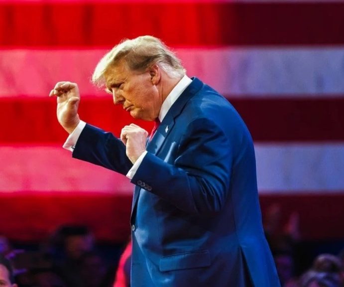 Prețul petrolului sare la 115 dolari pe baril după rapoarte despre o blocadă „extinsă” a Iranului