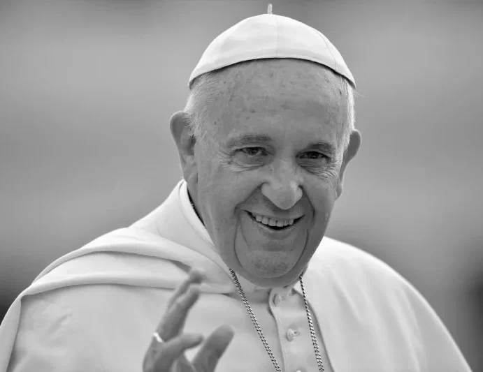 Papa Francisc a murit, anunță Vaticanul într-un comunicat video