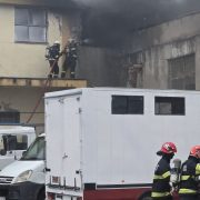 Incendiu la fosta fabrică Indagrara. A fost emis un mesaj de avertizare prin sistemul RO-ALERT