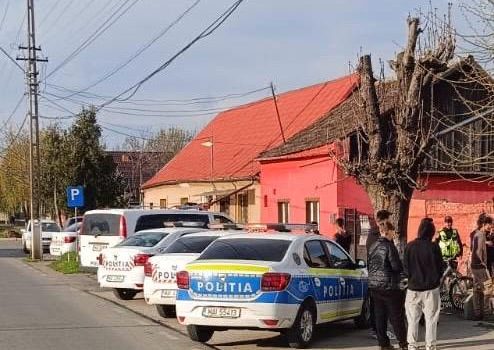 Razie în Curtici și localitățile învecinate. Polițiștii au dat peste 100 de sancțiuni