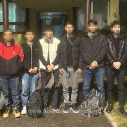 Șapte cetățeni străini fără drept de a călători în Spațiul Schengen, depistați în Zerind