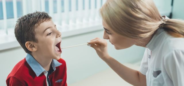 Infecția streptococică la copii și adulți: cum o recunoști și tratezi eficient