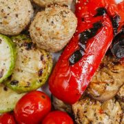 Ce rețete mai poți pregăti la friteuza cu aer cald în afară de carne și cartofi? Sănătos și gustos, fără bătăi de cap