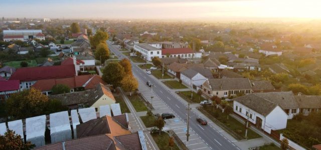 Sistemul de încălzire cu apă geotermală din Pecica va fi pus în funcțiune în această iarnă