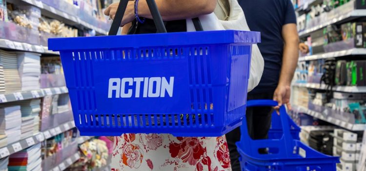 Action deschide al treilea magazin din România, în Arad