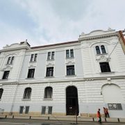 Sergiu Bîlcea, vicepreședinte al Consiliului Județean Arad: „Modernizarea Bibliotecii, aproape de final”