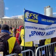 Austeritatea scoate oamenii în stradă. Sindicatele anunță proteste în Piața Victoriei