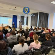 Întâlnire cu părinții din Semlac, în cadrul unui proiect educațional pentru siguranța elevilor