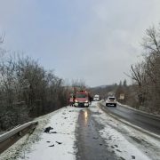 Accident rutier pe DN 7, în localitatea Nicolae Bălcescu. Două persoane au fost rănite