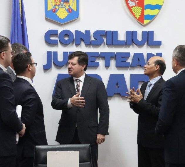 Ambasadorul Indiei, în vizită la Consiliul Județean Arad