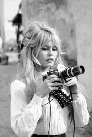 Brigitte Bardot, legendă a cinematografiei franceze și simbol erotic al anilor ’60, a murit la 91 de ani