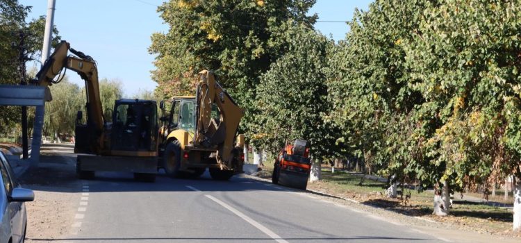 Iustin Cionca: „124 de intersecții și 196 de accese la proprietăți, 37 km de șanțuri și 31 km de asfalt doar pe Pâncota-Buteni!”