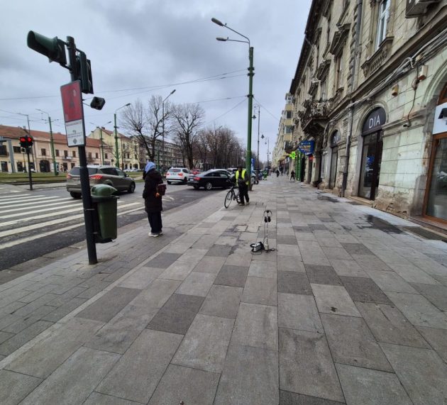 Lucrări de remediere a avariei înregistrate la rețeaua electrică de pe Bulevardul Revoluției