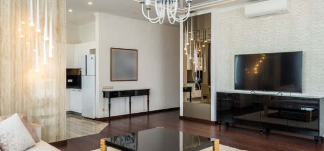 Canapeaua extensibilă cu 2 locuri: testul de spațiu pentru apartamentele mici din Arad