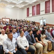 Peste 100 de oameni s-au alăturat PNL la Vladimirescu!