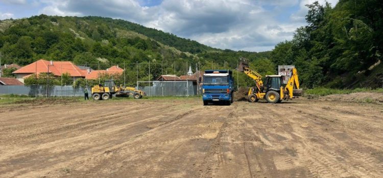 Încep lucrările la etapa a doua a bazei sportive de la Moneasa